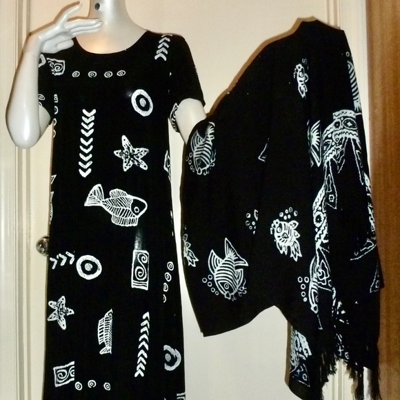 Royal Creations Hawaii Black With White Designs Maxi Dress and Shawl - Size M - Picture 1 of 5